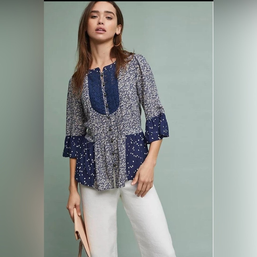Mauve | Anthropologie | Hiver Peasant | Blouse in Blue Motif | Patterned |Size 8